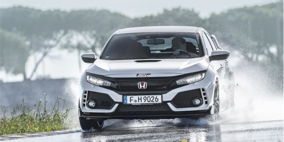 Sport Auto Honda Civic Type R UYP lastikleri testi ıslak zemin